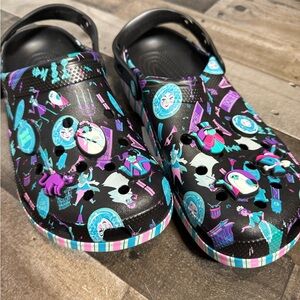 New Haunted Mansion Disney‎ Crocs - W12 M10